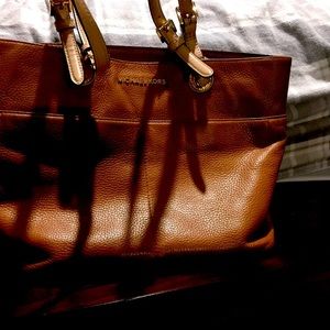Michael kors brown leather purse
